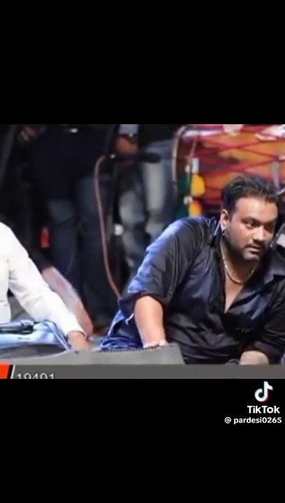 Understanding the Meaning of 'Ik me howan ik tu howen' 🤔