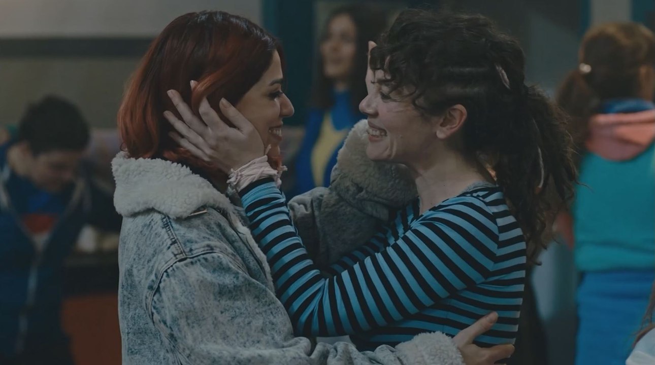 الفناء - الحلقة 81 - مدبلج بالعربية  | Avlu