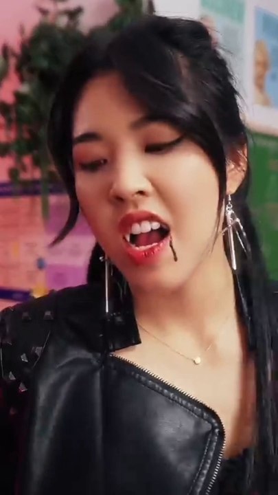 Vampire Girls Compete for Romantic Attention