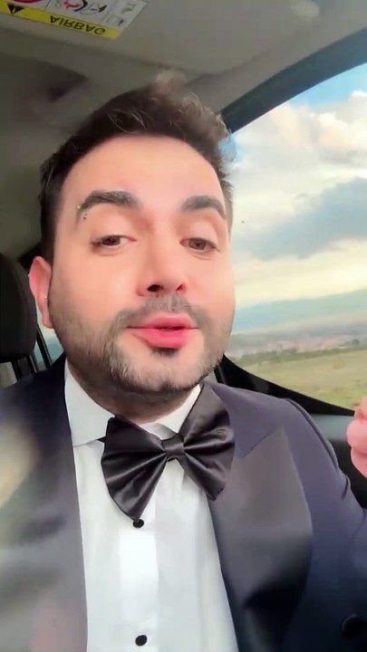 Kadir Ezildi, Nişanlısının Yüzü Gülmüyor Yorumlarına Yanıt Verdi