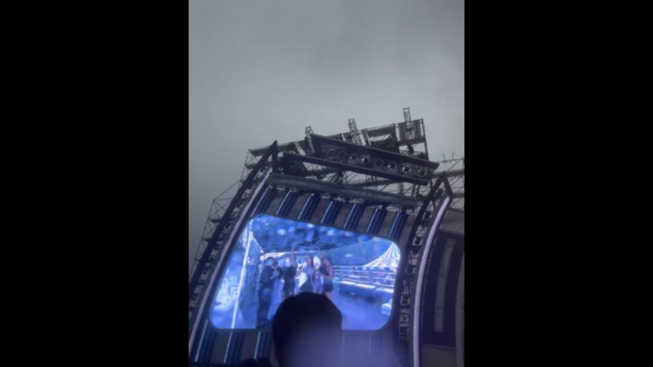 싸이 콘서트 흠뻑쇼, 폭우로 중단...인명피해 없어 / YTN