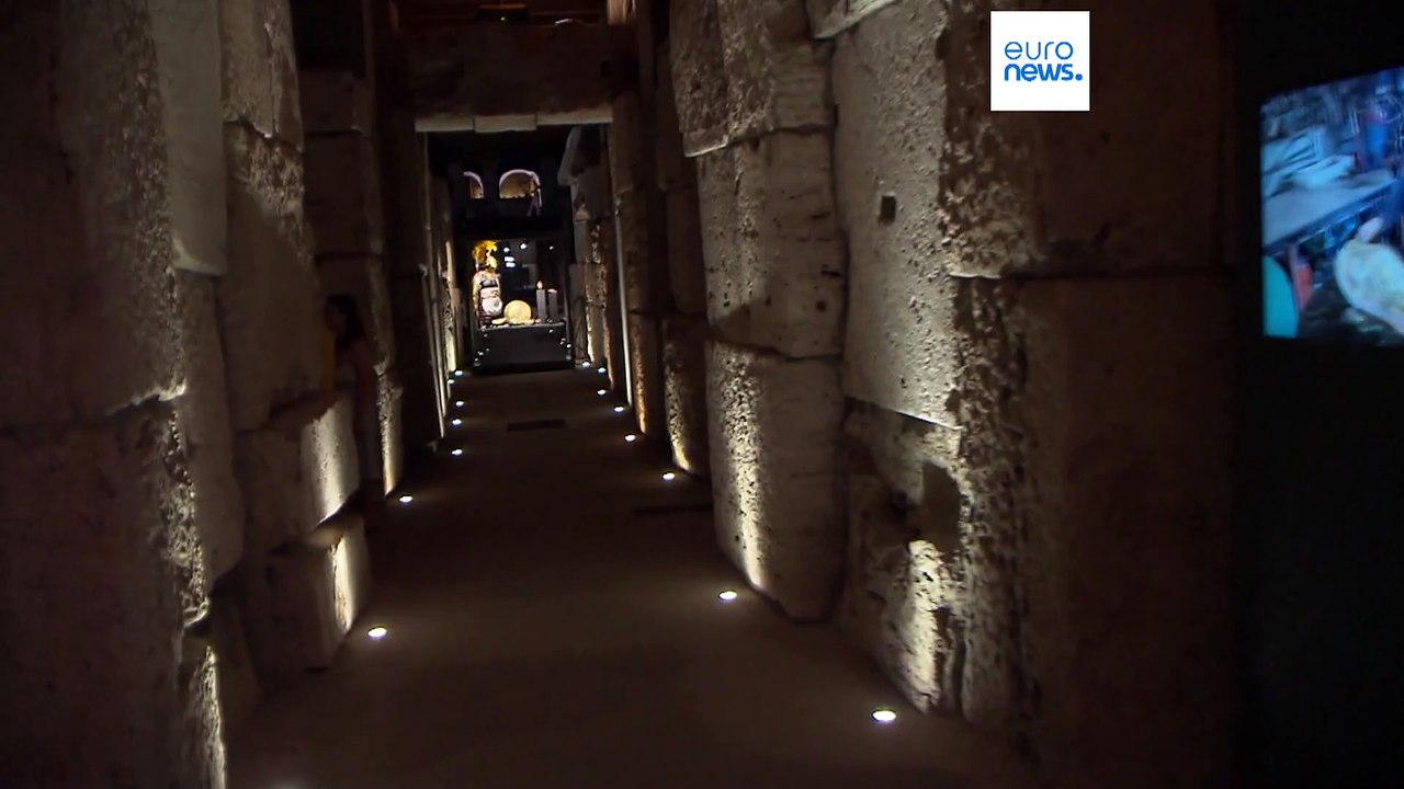 Римский Колизей открывается ночью