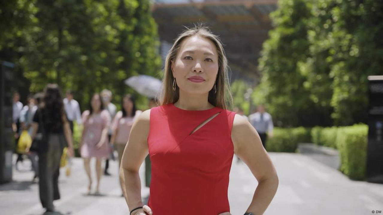 امرأة ناجحة في سنغافورة