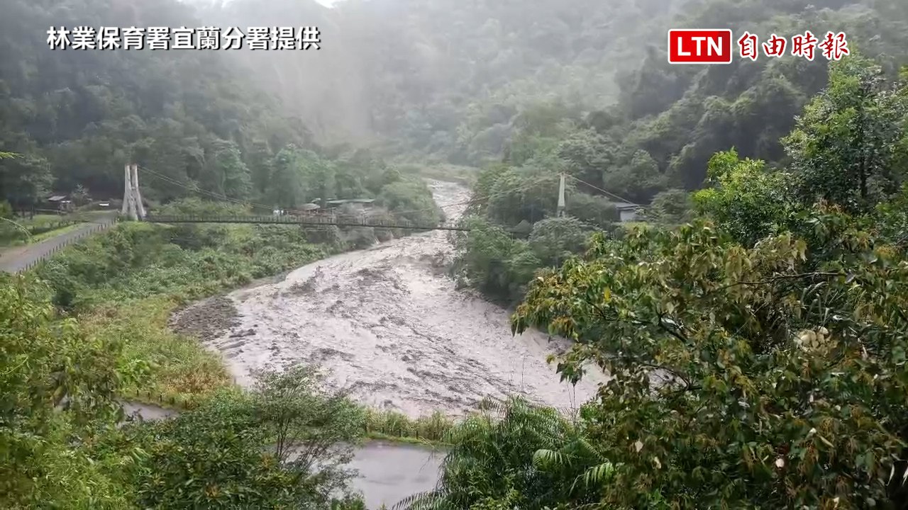 「大雨像用倒的」宜蘭太平山56小時雨量1211毫米 全國首位（林業保育署宜蘭分署提供）