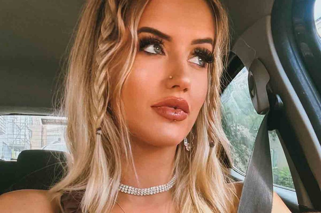 Sisällöntuottaja, joka on 1,93 m pitkä, valittaa, että häntä tuomitaan muiden äitien toimesta epätavallisen uransa vuoksi