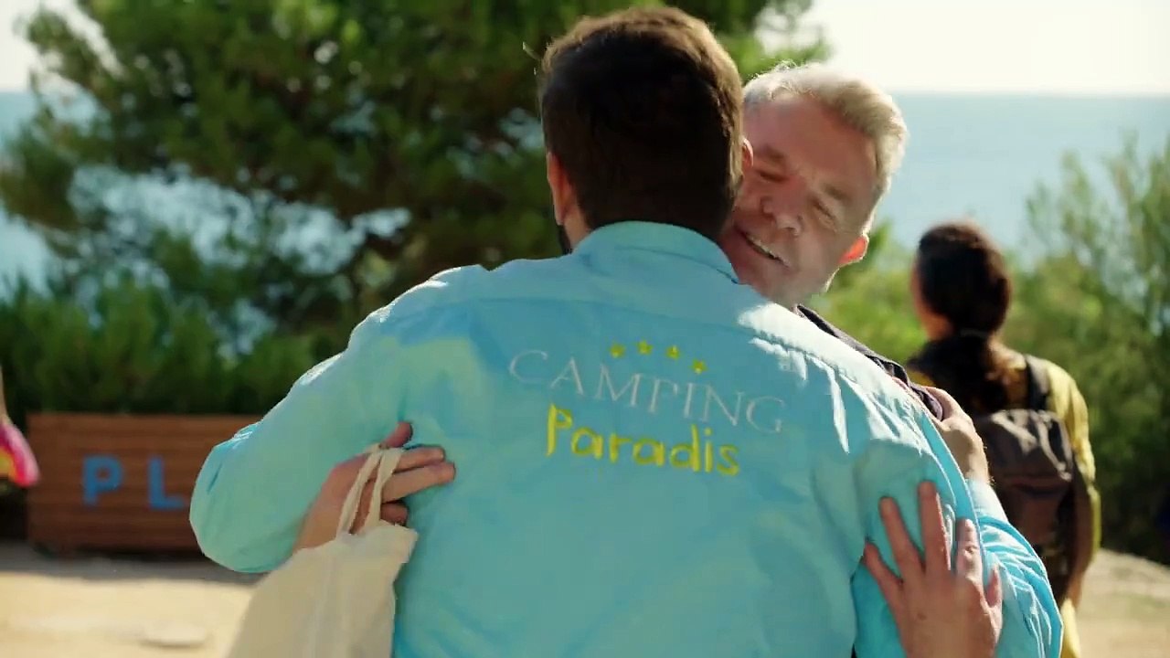Camping Paradis - saison 14 Bande-annonce VF