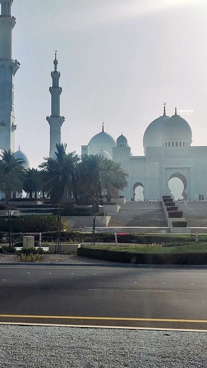 Abu Dhabi Mosque