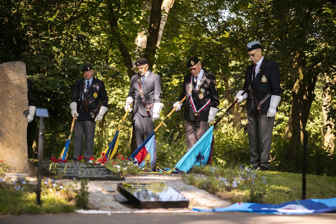 Memorial Service for WWII Plane Crash Heroes in Smethwick
