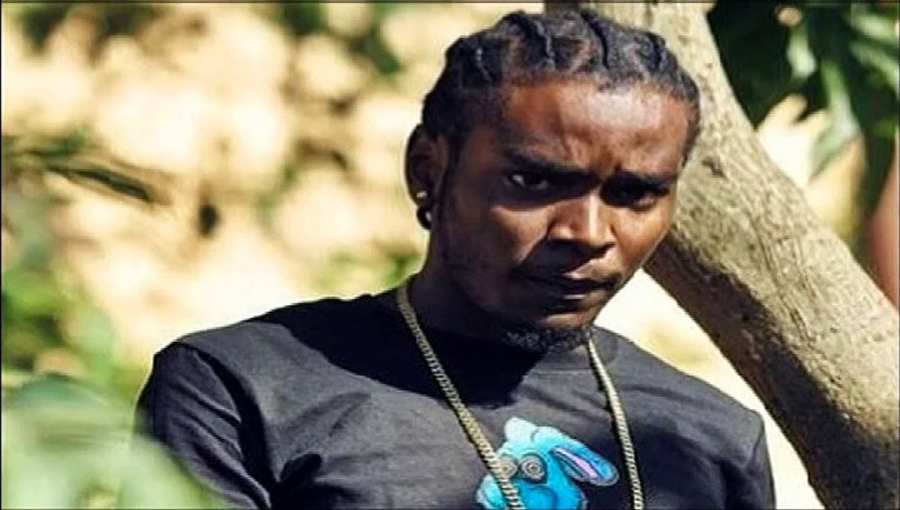 PLUMPY BOSS MOM PLEADS FOR HELP