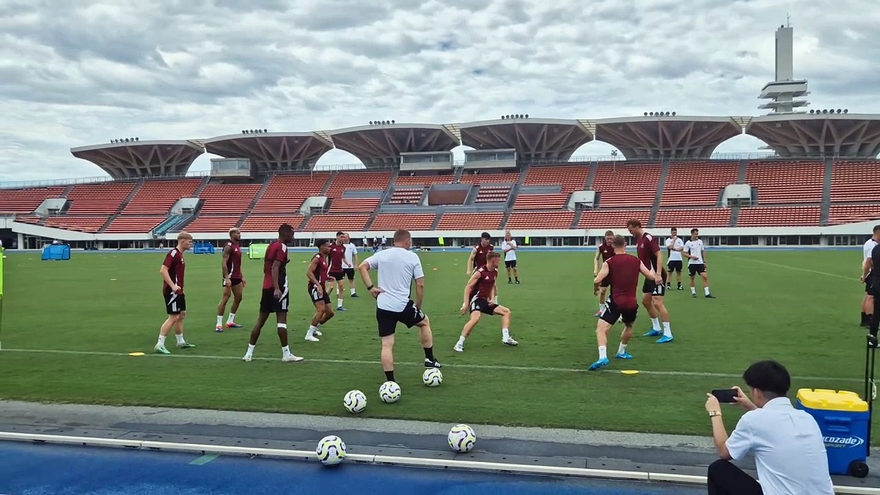 Newcastle United training in Tokyo