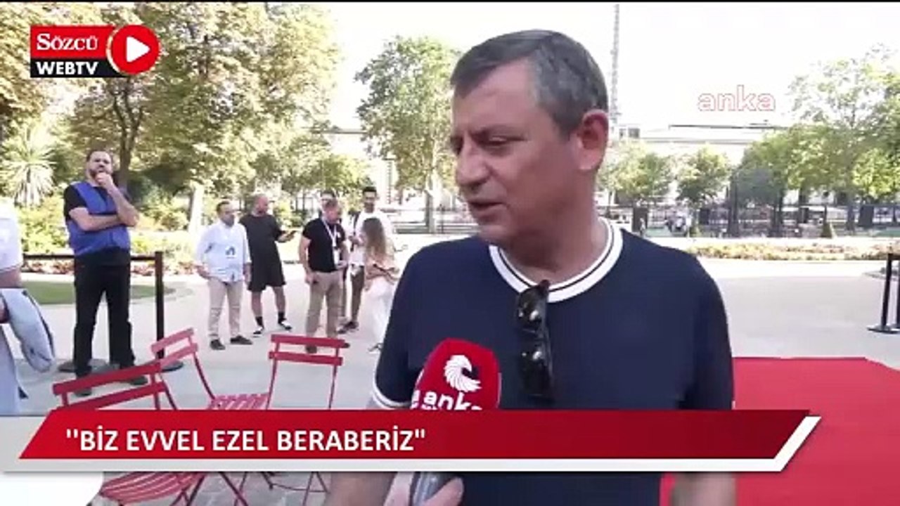 Özgür Özel: "Sağ yanımda Mansur Yavaş, sol yanımda Ekrem İmamoğlu olduktan sonra bu takımı kimse yenemez"
