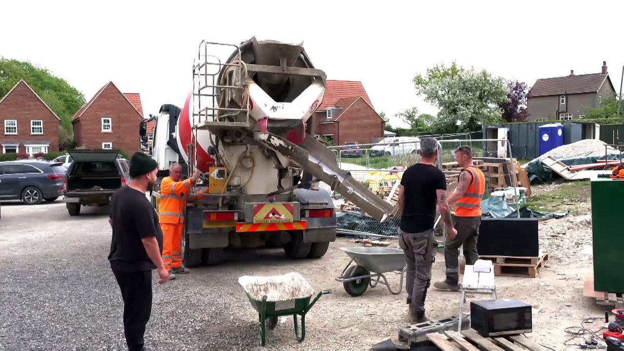 The Yorkshire Vet Peter Wright helping a lamb be born
