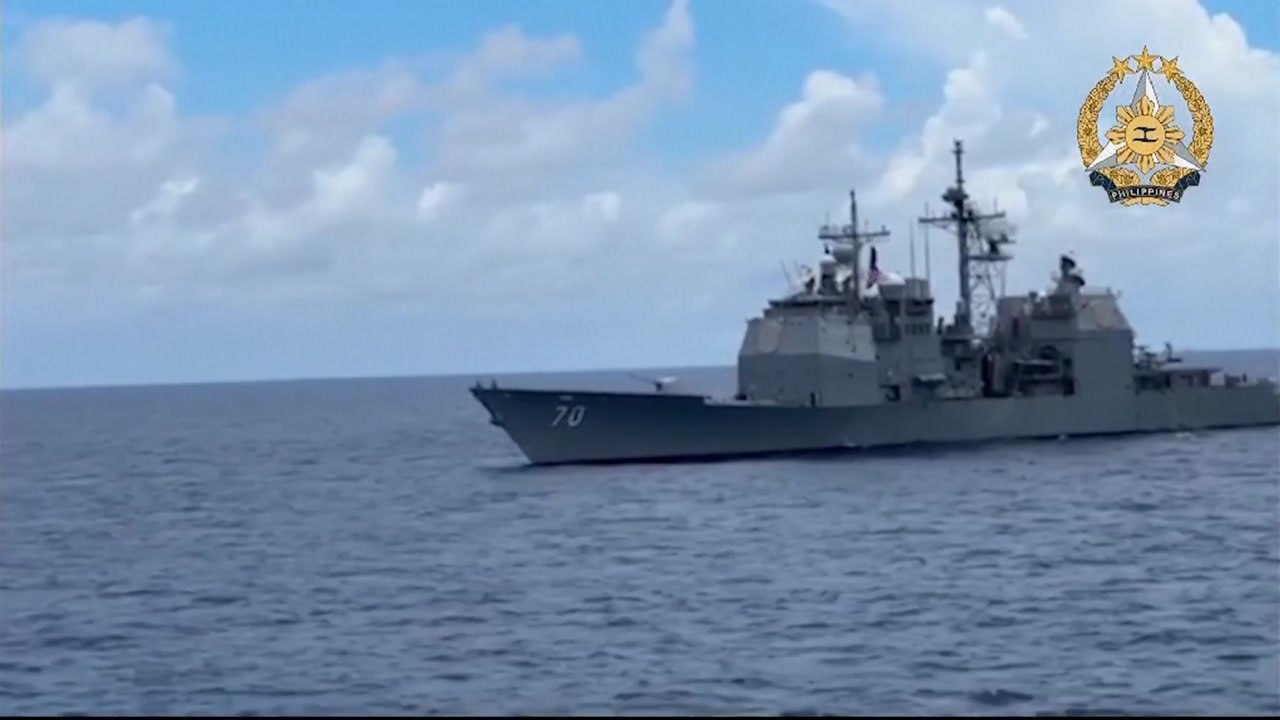 美 등 4개국 남중국해 합동 훈련...中도 '맞불 훈련' / YTN