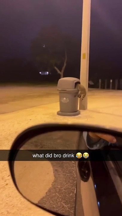 this is how i run in my dreams(via- tt--zekestewart86)The Tesla Cybertruck is an all-electric, battery-powered light-duty truck unveiled by Tesla, Inc.Here’s a comprehensive overview of its key features and specif