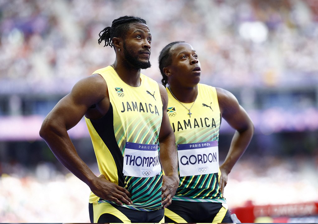 منتخب جامايكا يفشل في بلوغ نهائي سباق 100 م 4 مرات تتابع للرجال