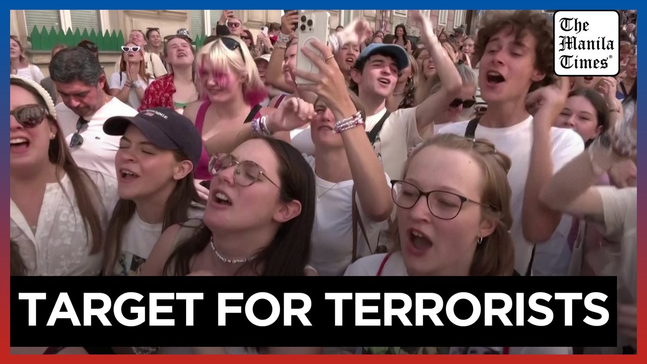 Swifties gather in Vienna to celebrate despite cancelled concerts