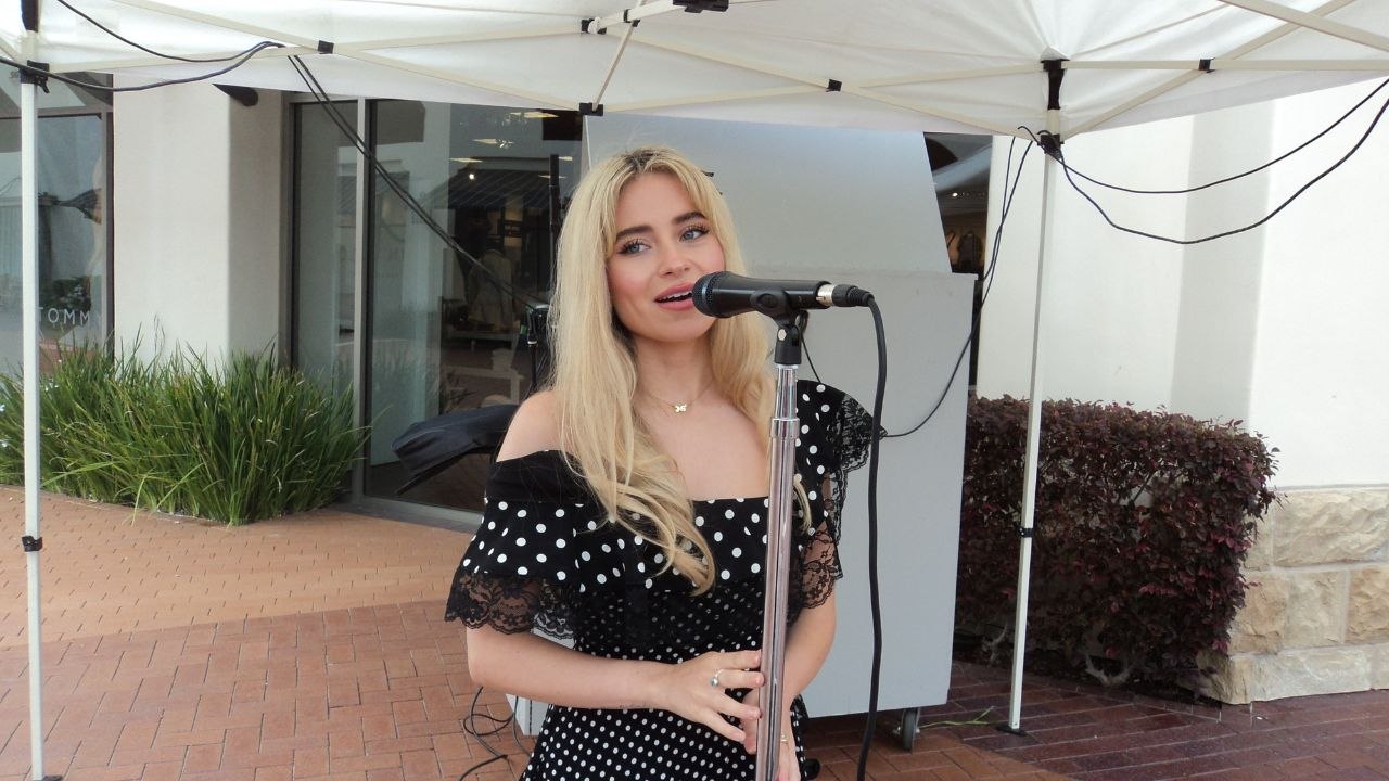 Singer Shares Name and Looks Exactly Like Sabrina Carpenter, Going Viral for Resemblance