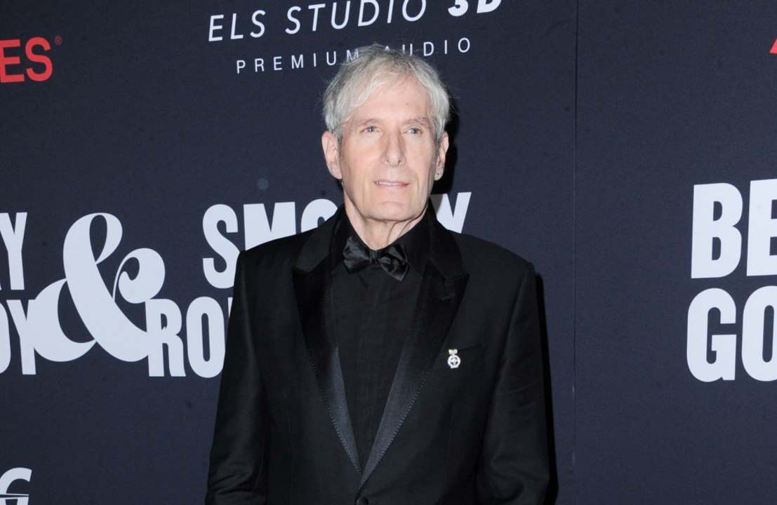 マイケル・ボルトン、自宅前に停まったパトカーをファンが心配