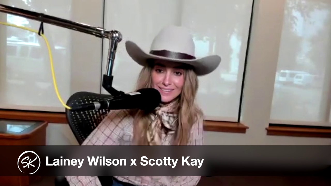 Lainey Wilson Talks with Scotty Kay