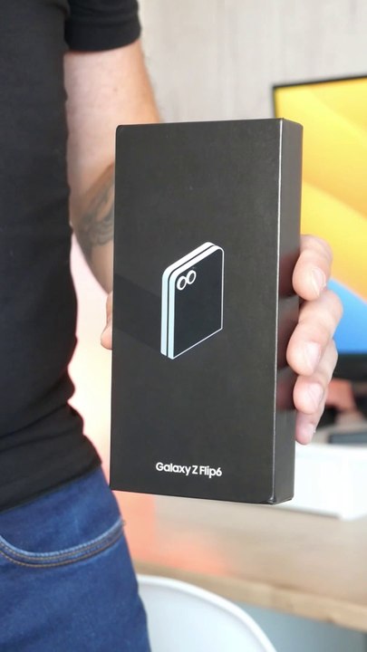 Samsung GALAXY Z FLIP 6 Unboxing