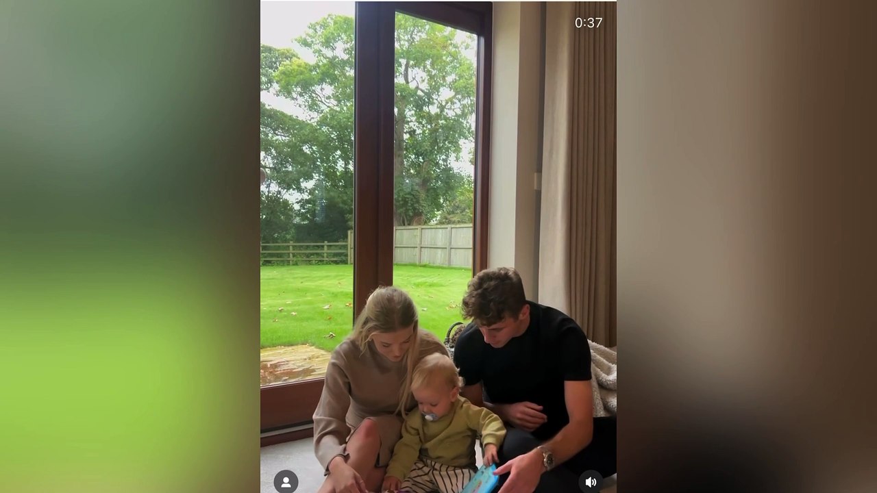 Lucy Fallon announces pregnancy