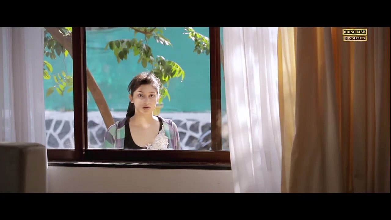 Sexy Hot Romantic Scene - Manav Kaul Secretly Romancing with his Girlfriend in Kitchen