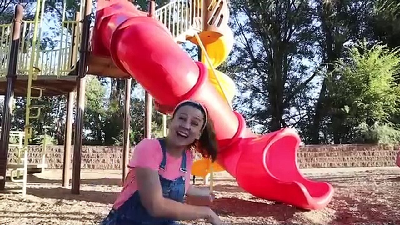 Learn To Talk with Ms Rachel - Learning at an Outdoor Playground - Toddler Videos - Toddler Shows