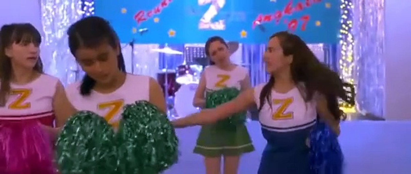 Film Reuni Z 2018  Genre:  Drama, horror