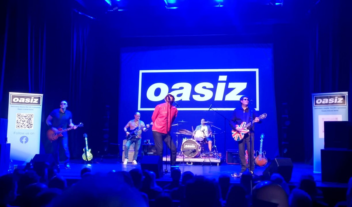 Oasis tribute band 'Oasiz'
