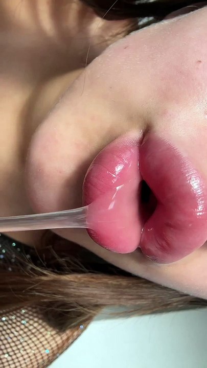 Light Matt New Yorker Lipgloss  #closeup