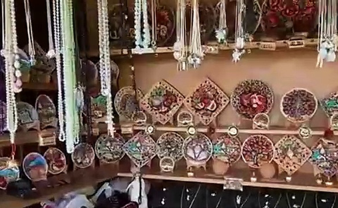 【KOROLL出金】返金専門なぜお寺に行くのか