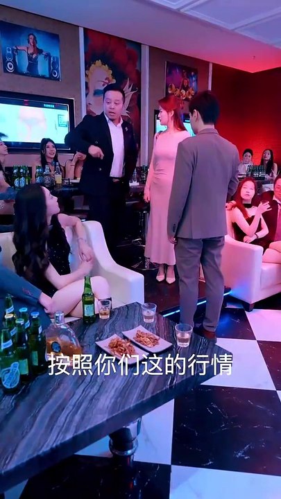 最新熱門爽劇【傅少的身份不簡單】全集