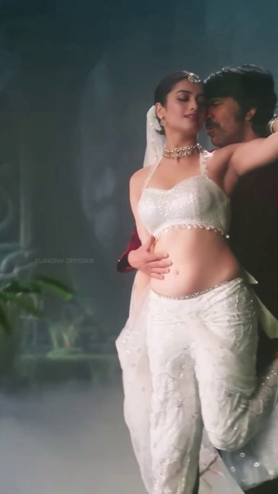 Bhagyashri Borse very Hot Edit | Jikki | Vertical Video | Mr. Bachchan | 4K UHD