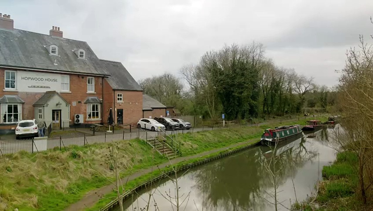 Killer in my Village S08E01 Kerry Owen