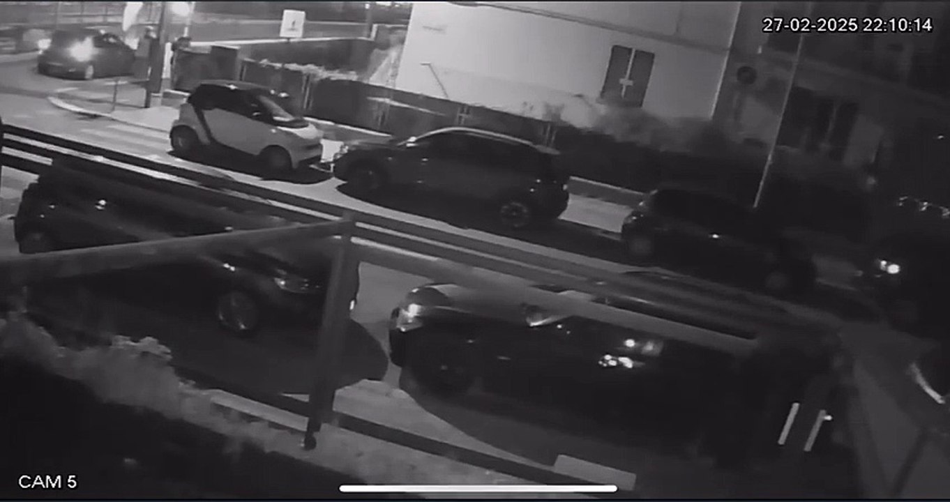 Palermo, dj scopre tre topi d'auto: li insegue e ne acciuffa uno