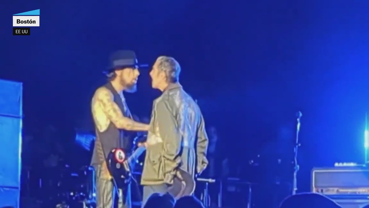 Perry Farrell, cantante de Jane´s Addiction, agrede a su guitarrista