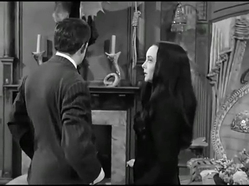 Locos Addams T1 C03 LATINO