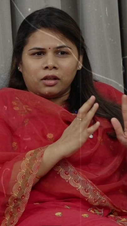 రెడ్ బుక్ లో తెలంగాణ వాళ్ళ పేర్లు కూడా ఉన్నాయా..? | Oneindia Telugu