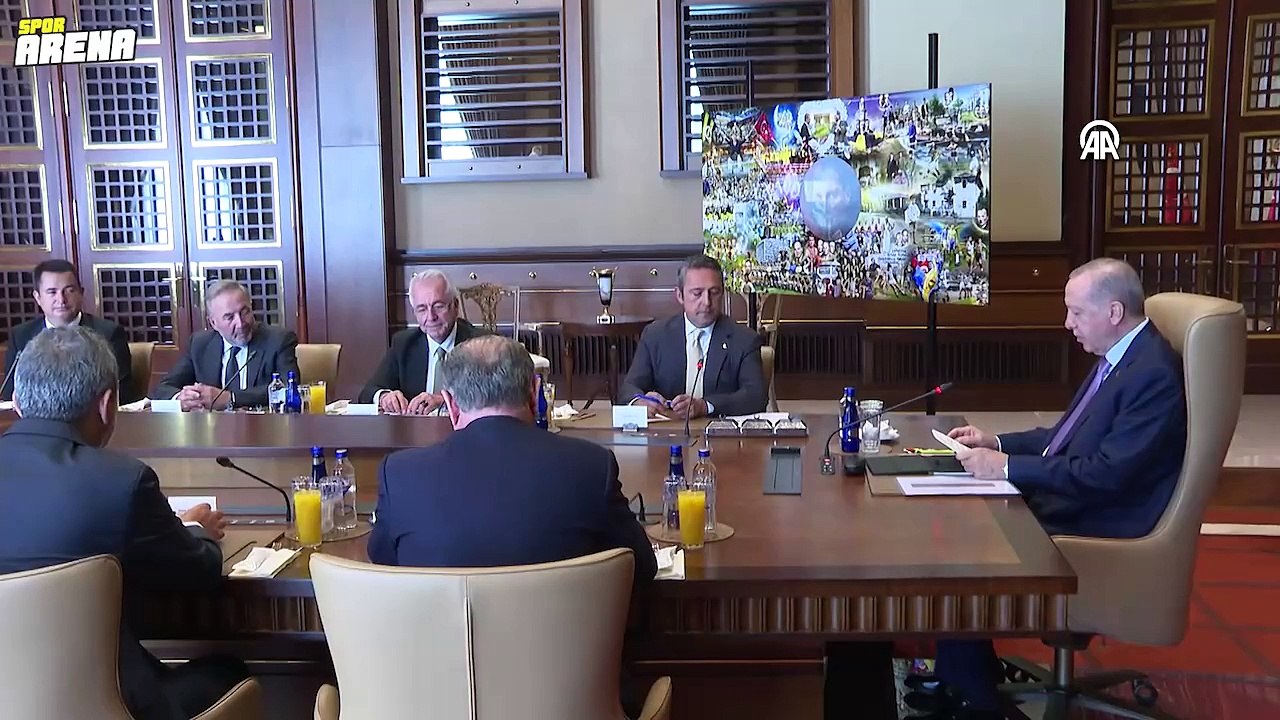 Cumhurbaşkanı Erdoğan, Fenerbahçe Başkanı Ali Koç'u makamında kabul etti