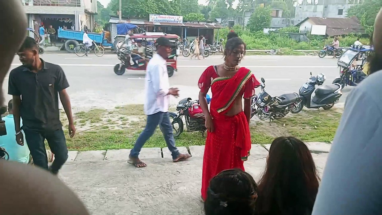 Holi Dance Vlog: Celebrating with Colorful Moves