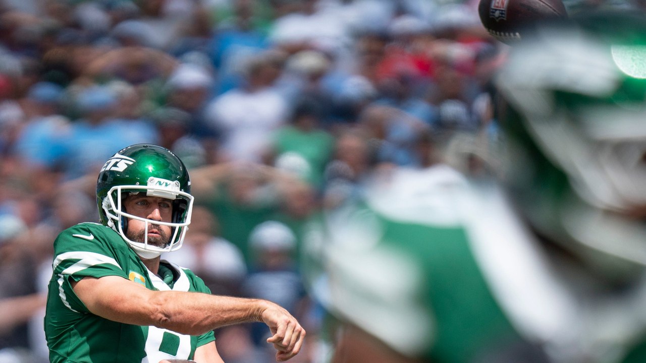 Jets vs Patriots: Game Preview and Point Spread Analysis