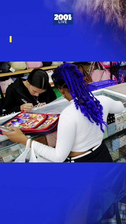 El equipo de 2001 se fue a las calles en Caracas para conocer el precio de los morrales y loncheras a propósito del regreso a clases