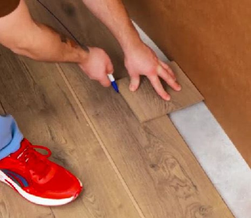 Quick floor fixing hacks to keep your place neat!