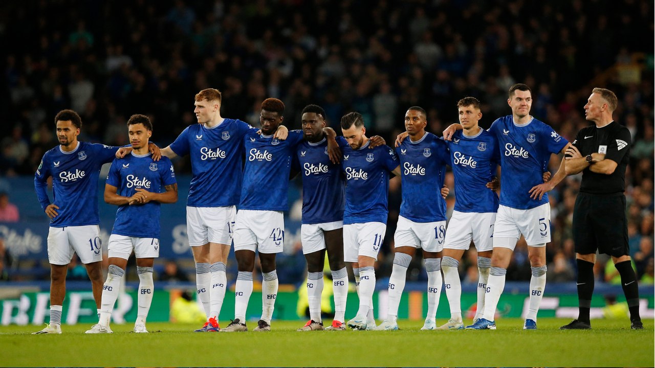 Arsenal are breaking the rules! - David James slams VAR after Gabriel header