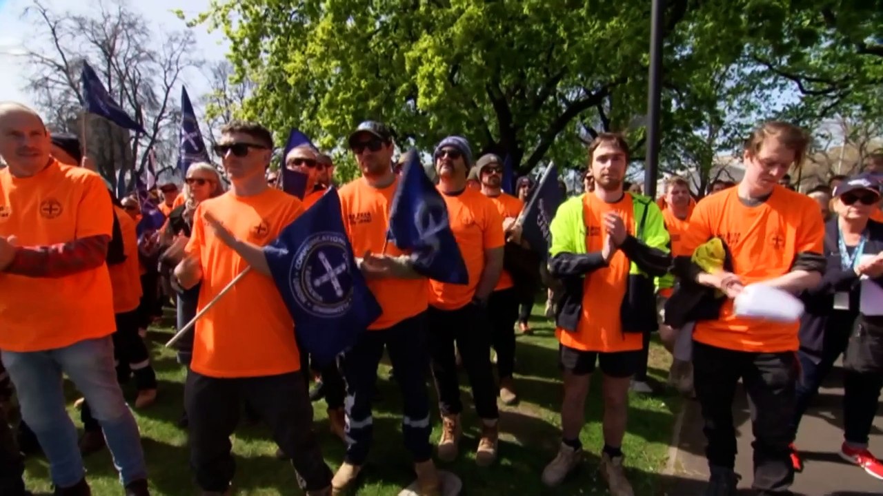 Fair Work Commission says Electrical Union strikes put lives at risk during extreme weather, union denies claims