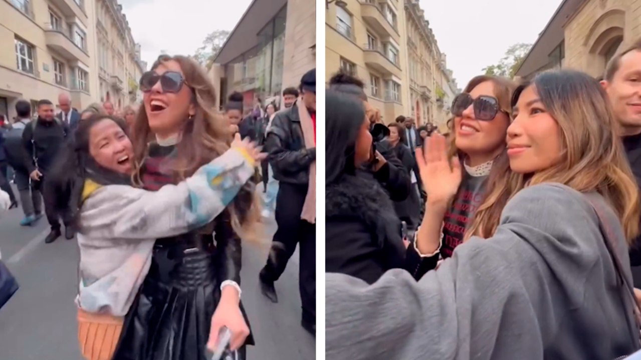 Thalía consiente a sus fans en medio del Paris Fashion Week y hasta canta con ellos