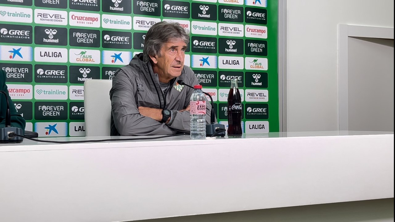 Manuel Pellegrini respalda la figura de Rui Silva