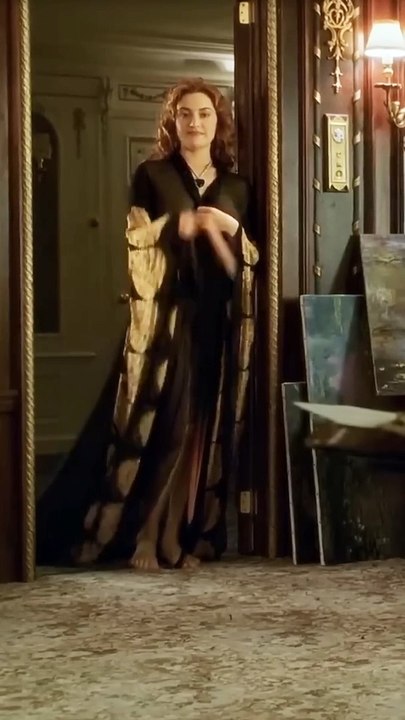 Director James Cameron Drew The Sketch in Titanic  shorts