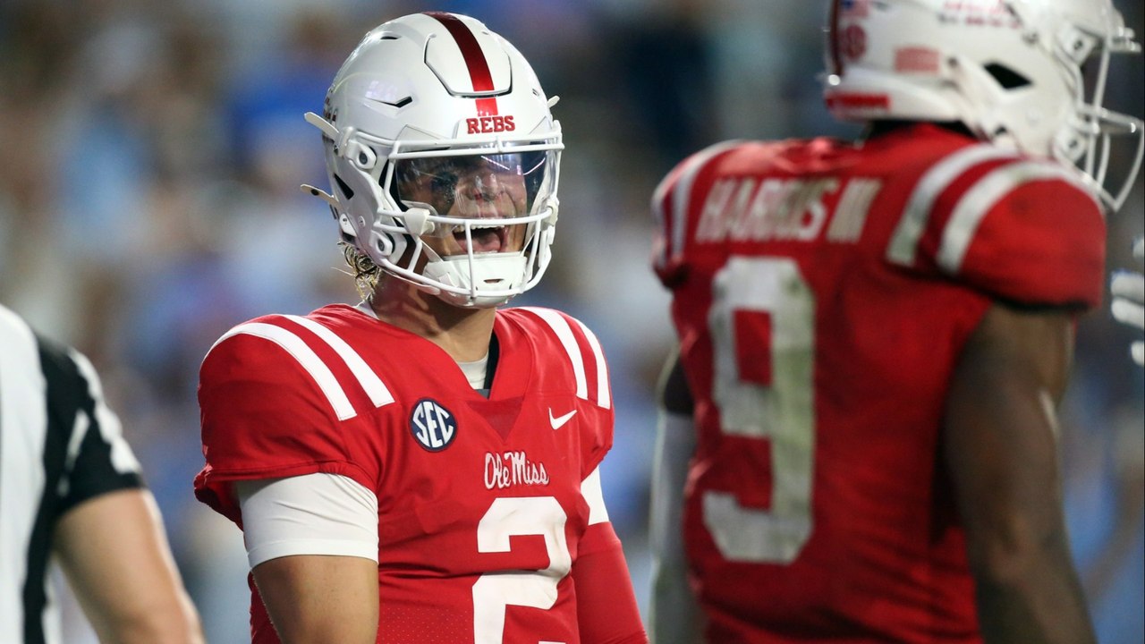 Top College Football Matchups: Kentucky vs. Ole Miss & More