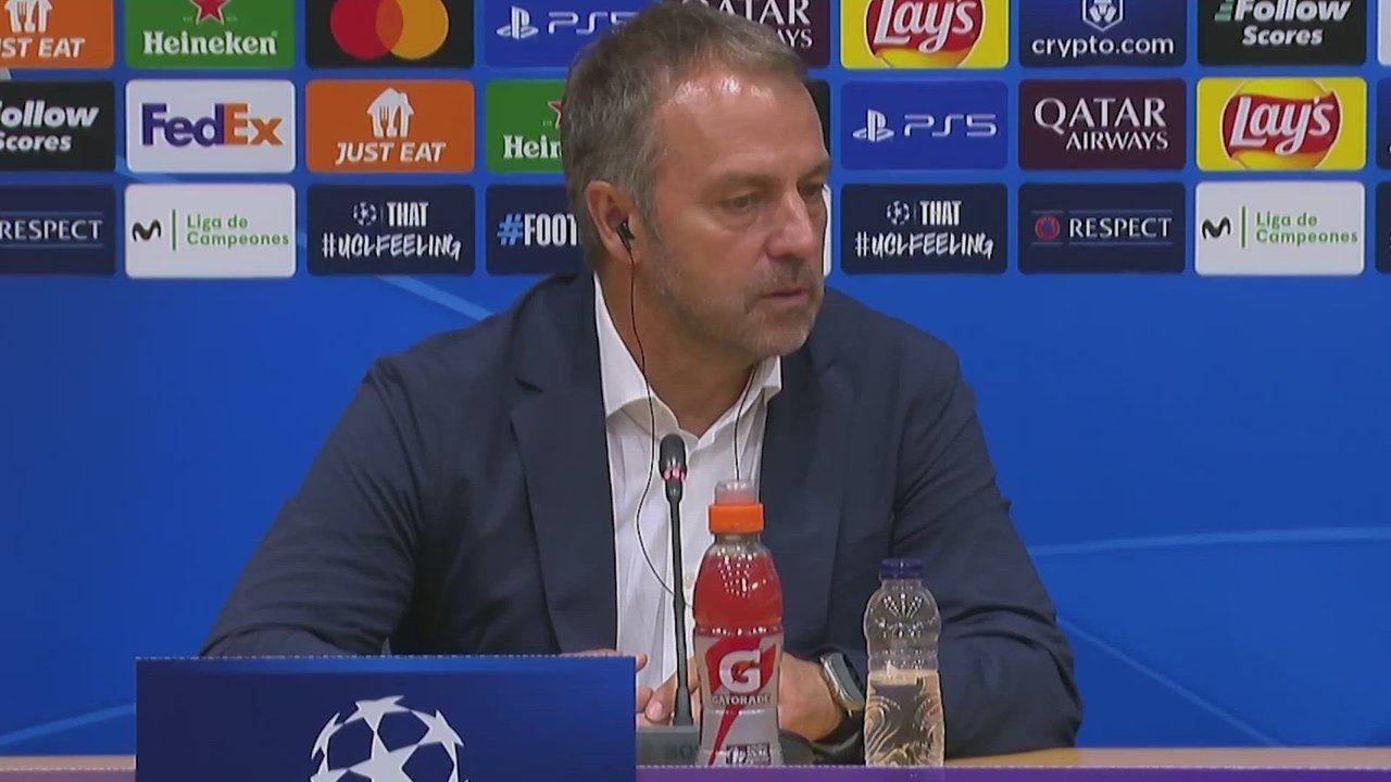 HANSI FLICK explica el enfado de LAMINE YAMAL tras SUSTITUIRLE en el FC BARCELONA 5- YOUNG BOYS 0